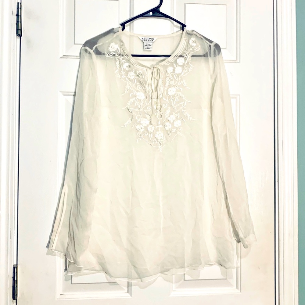 Tunic ( New without tag)